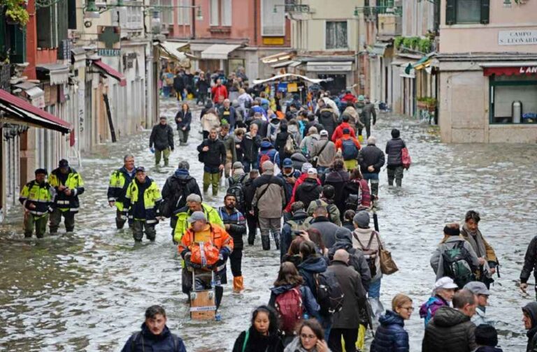 Torrential rains and floods in Italy