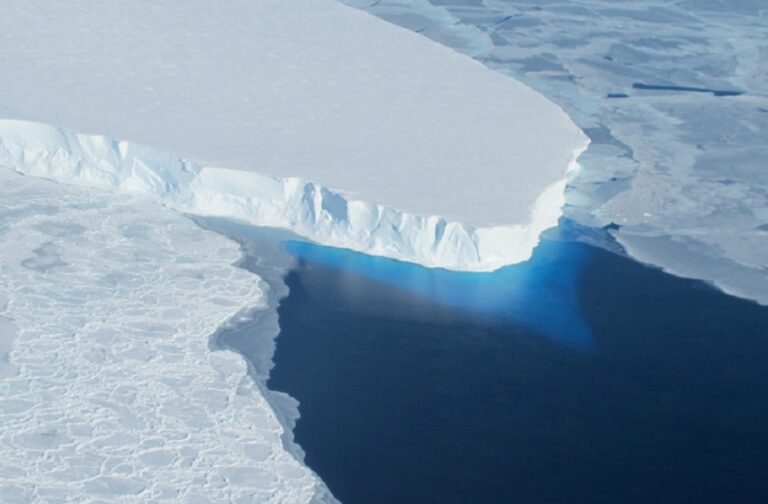 Report on Antarctica's Lost Ice Shelves