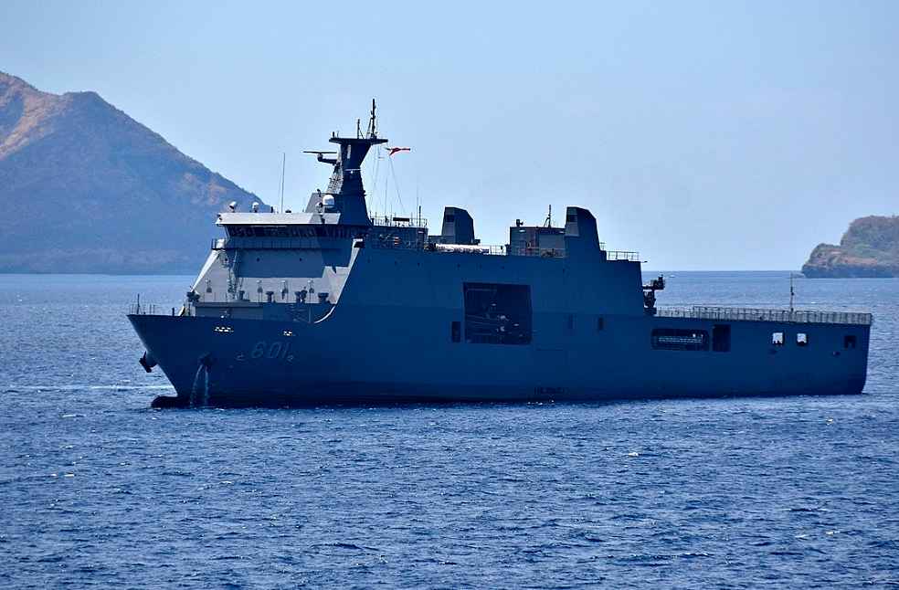 China coast guard hit Philippine vessel