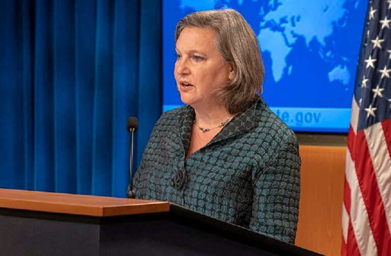 Victoria Nuland Visits Niger