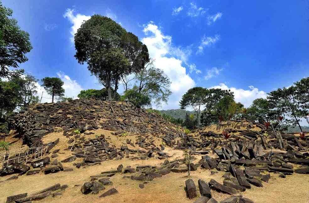 Archeologists discover world's oldest pyramid in Indonesia
