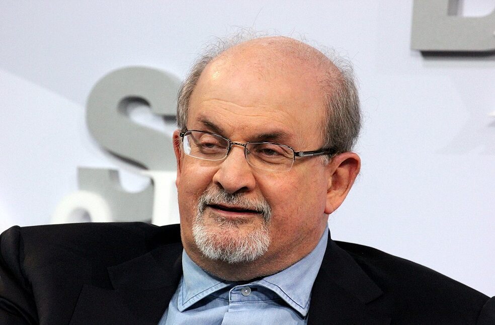 Salman Rushdie Receives Award