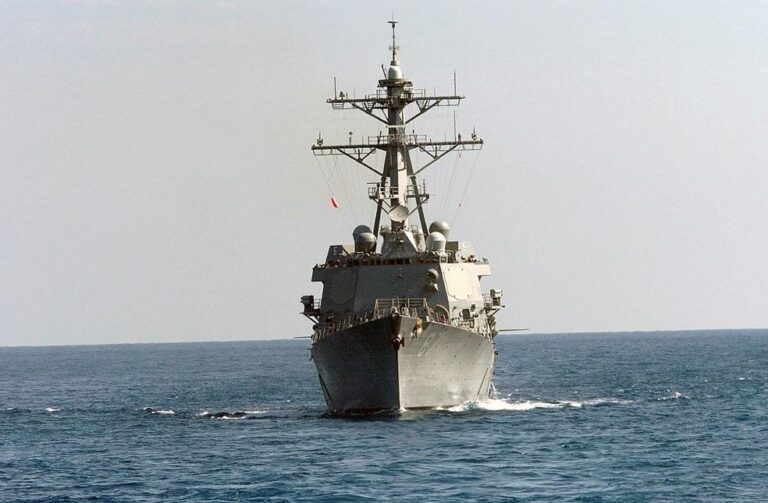 US Captures Ship Attackers