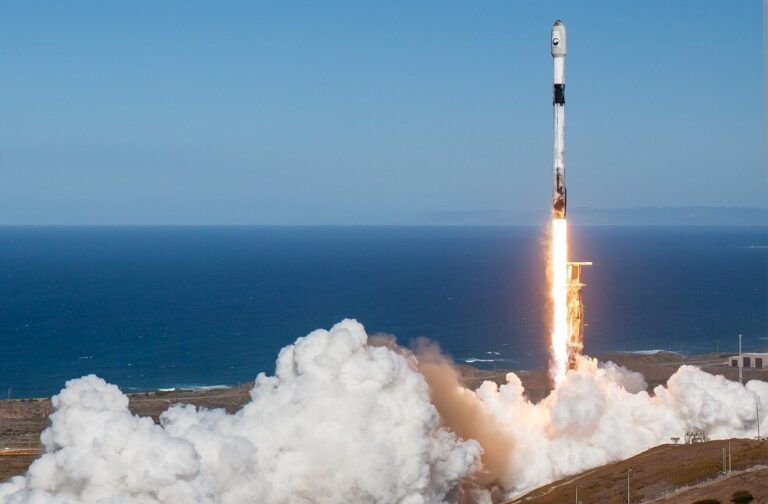 South Korea launches its 1st spy satellite with SpaceX