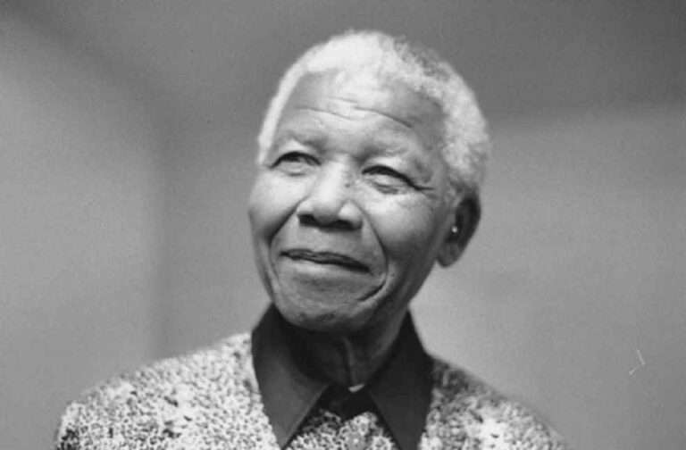 South Africa moves to halt auction of Nelson Mandela's artifacts