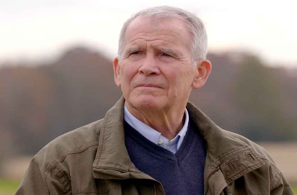 Civil trial against NRA & its top officials begins with deliberations_NRA president Oliver North