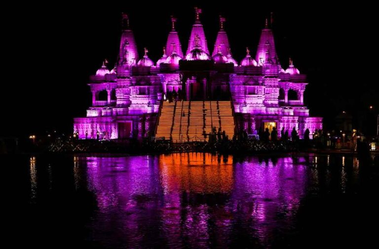 Opening of BAPS mandir, first Hindu stone temple in Middle East _ Glenn Hansen, Unsplash