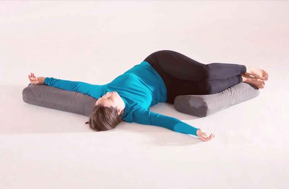 Supta Matsyendrasana