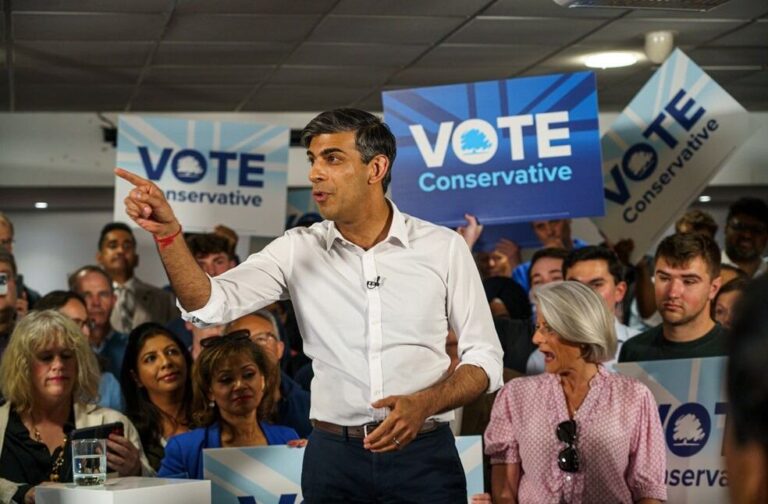 Rishi Sunak pledges tax cuts for pensioners