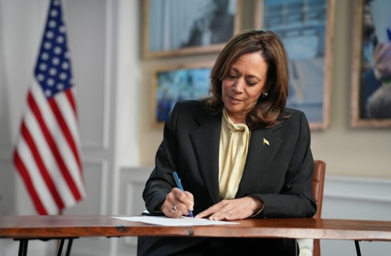 Barack Obama officially backs Harris for President