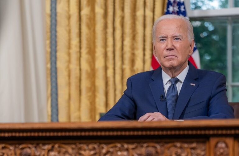 Biden condemns assassination attempt on Trump