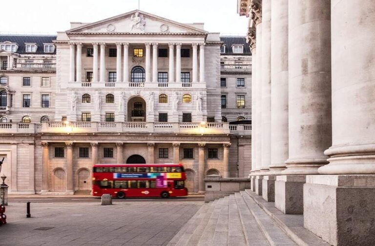 Bank_of_England_Building_Front