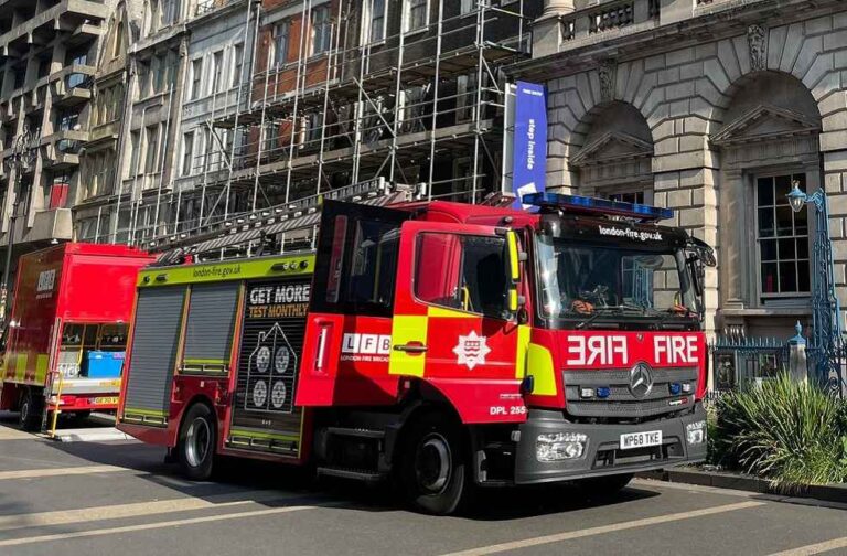 Fire at Somerset House leads to indefinite closure of Art Museum