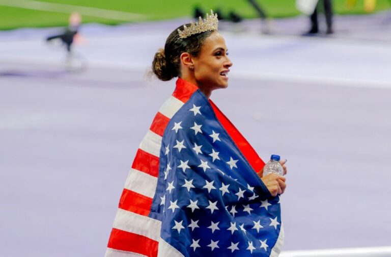 Sydney McLaughlin-Levrone breaks record