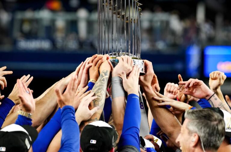 Dodgers wins World Series Title