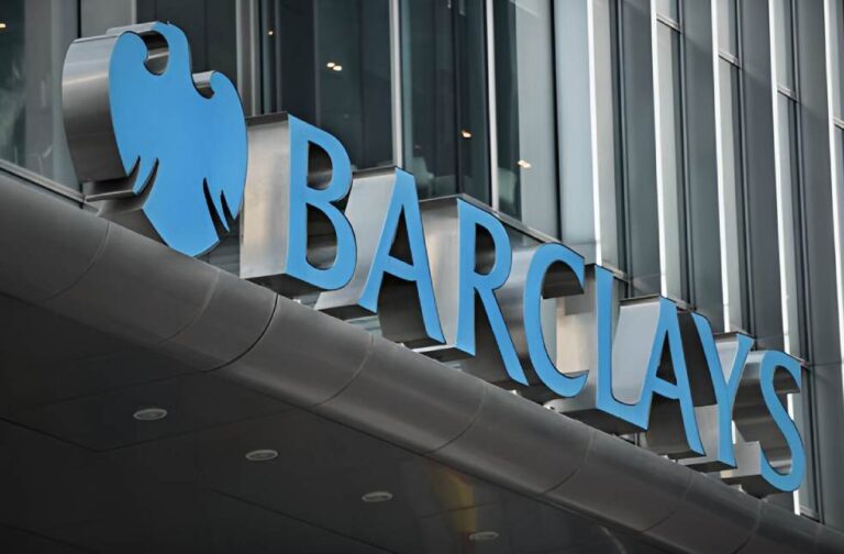 Barclays customers face 2nd day of payment and banking disruptions