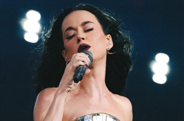 Katy Perry to join 1st all-women Blue Origin Spaceflight_Image Via_FB_Katy Peery