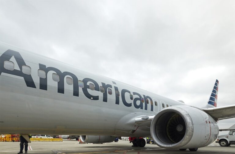 American Airlines passengers evacuated_Image Via_American Airlines