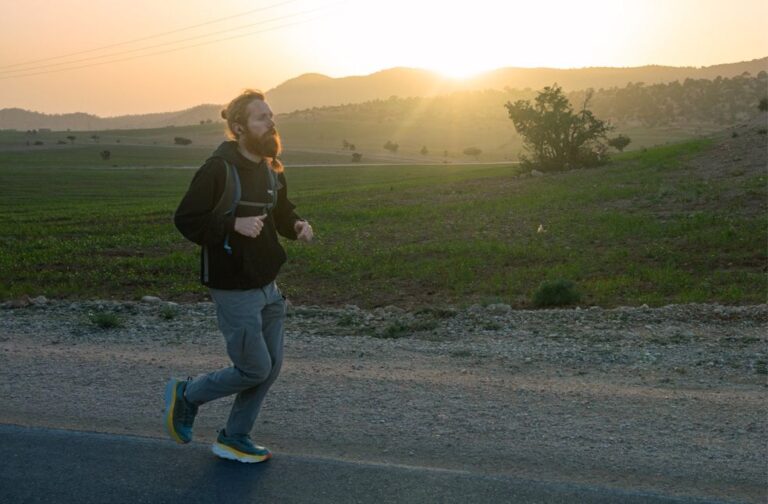 Ultramarathon runner Russ Cook embarks on New Zealand_Image Via_X_Russ Cook