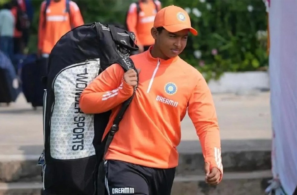 Vaibhav Suryavanshi youngest IPL player ever_Image Via_RR