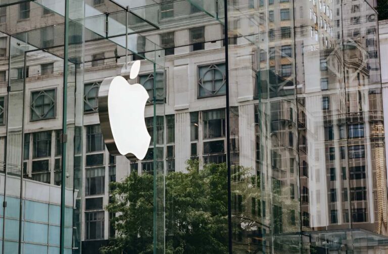 Apple found in contempt for violating Epic Games court order
