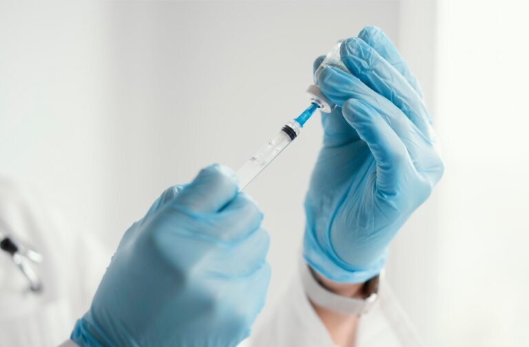 England to roll out worlds first routine Gonorrhoea vaccine_Freepik