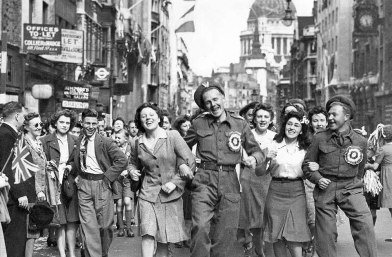 King to host tea part on VE Day_Image Via_RBL