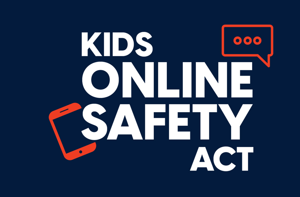 Texas Governor signs new Online Child Safety Bill_Image Via_US Senator Richard Bluementhal