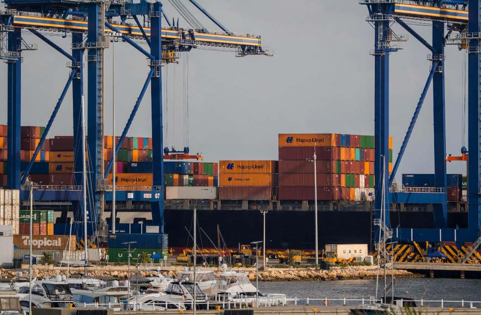 Trump signals tariff reduction ahead of US-China trade talk