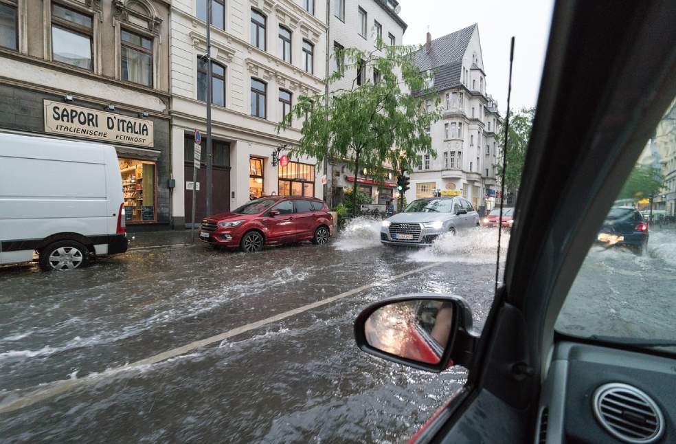 China flood compensation plan explained