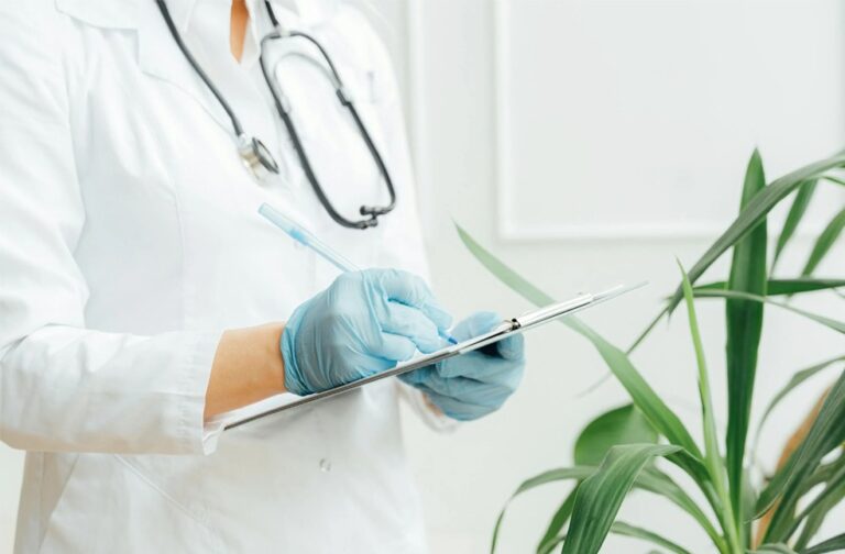Physician Associates to be renamed_Image Via_Pexels