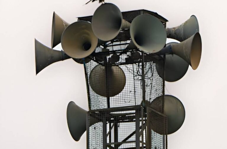 South Korea halts border loudspeaker broadcasts to north