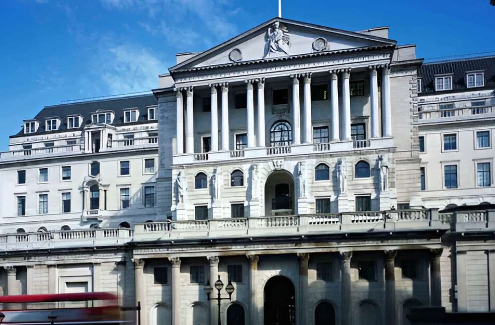 Bank of England ready for larger rate cuts if jobs market weakens