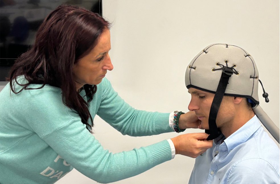 Researchers develop dual method to prevent Chemo hair loss_Image from_X_Paxman