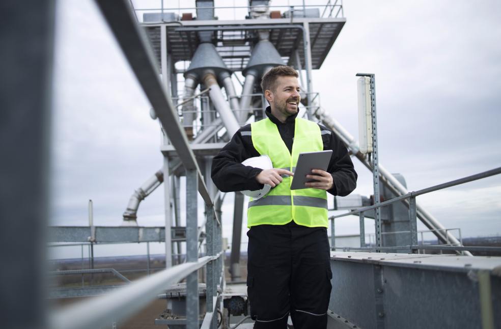 Australia extends North West Shelf fossil fuel project