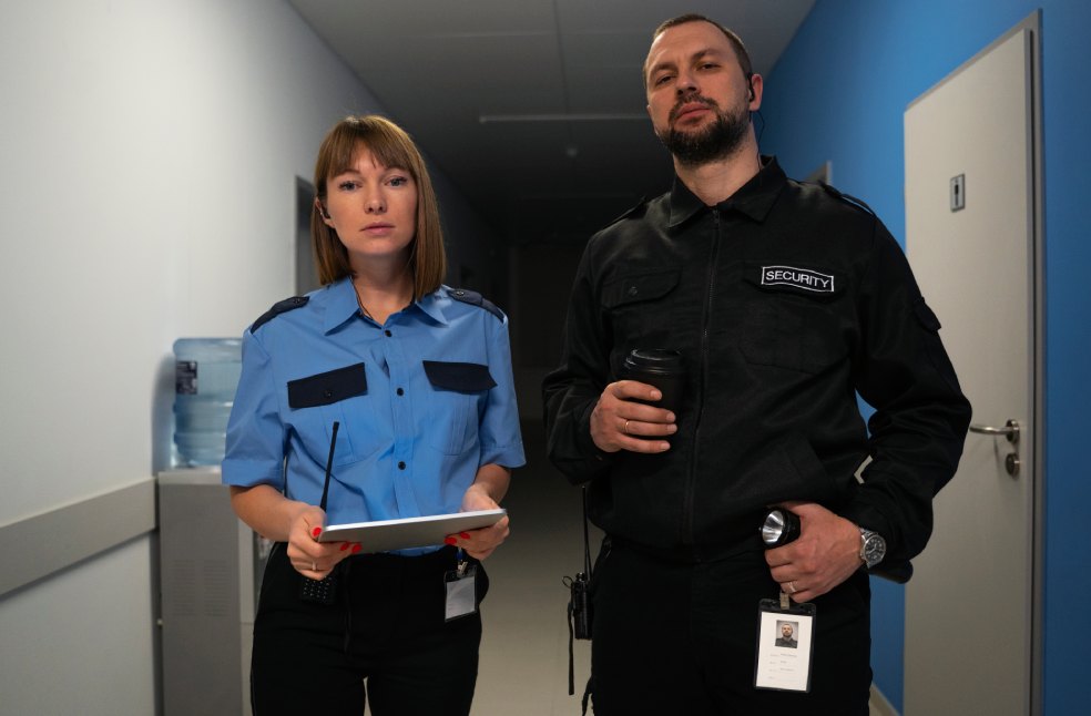 Fugitive New Zealand father shot dead after police confrontation