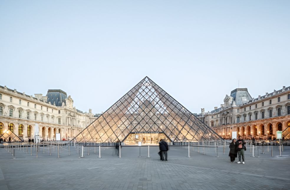 Louvre Museum
