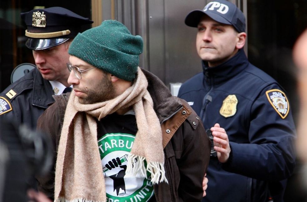 Starbucks Union Strike-Image source-X-NYC CLC