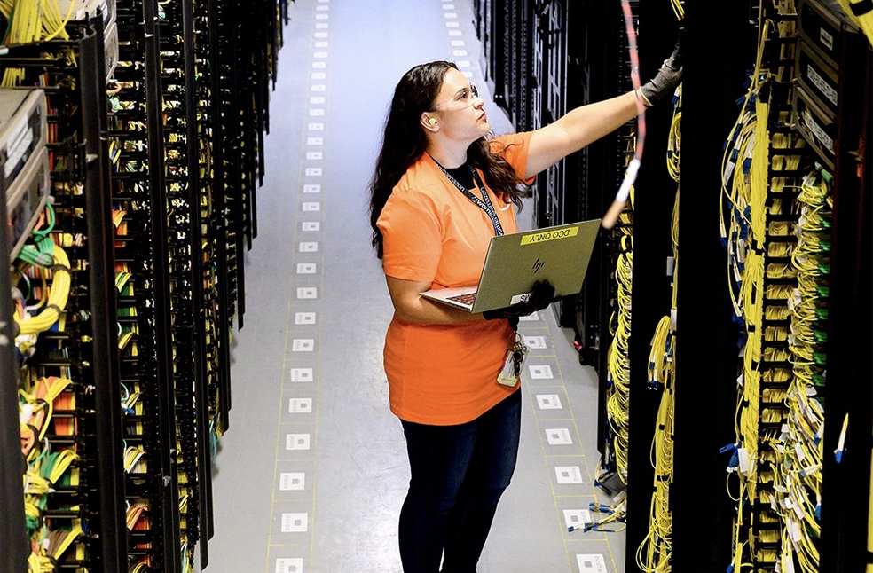 Amazon email error-Image Via-X-AWS