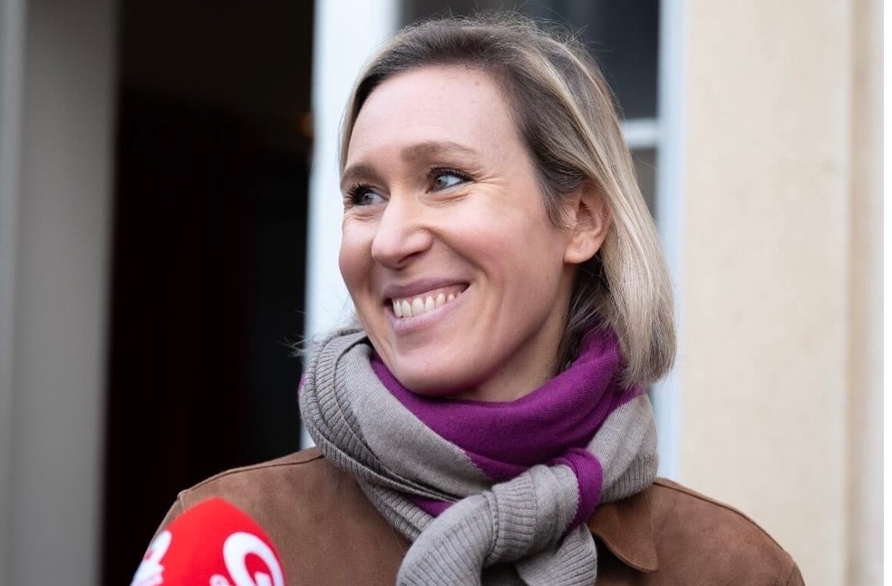 France social media ban-Image Via-FB-Laure