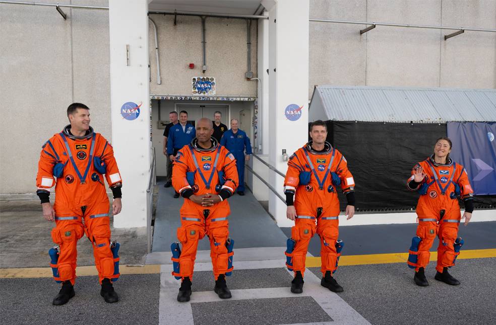 NASA Artemis 2 to launch pad-Image from-X-NASA