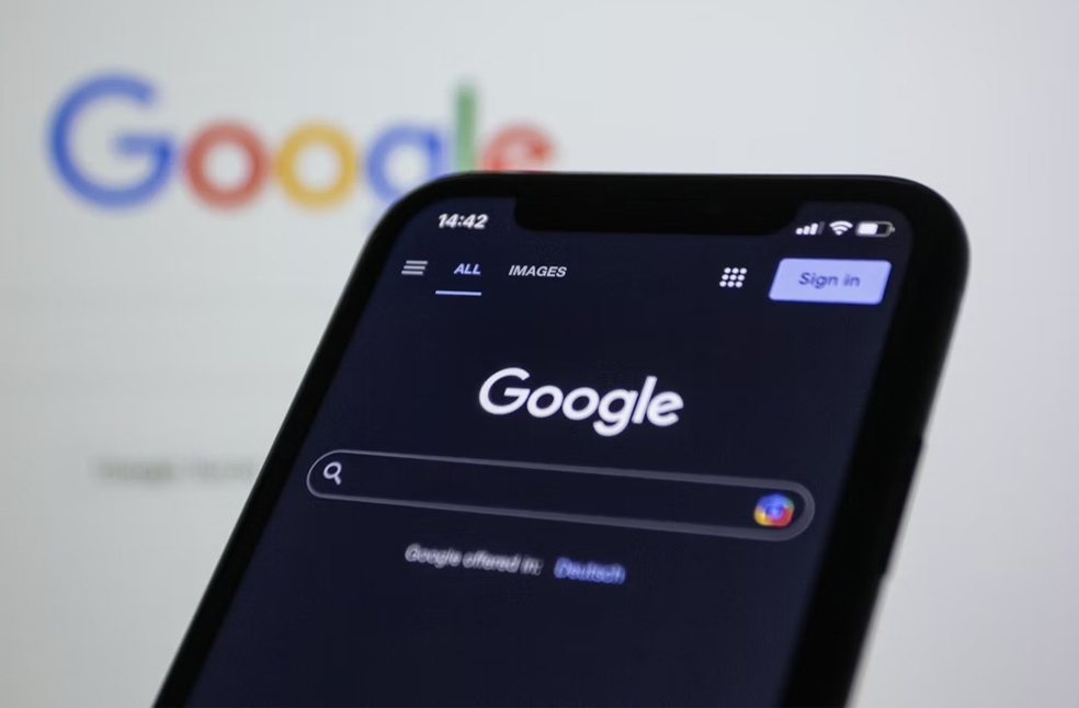 Reddit surpasses Tiktok in UK-Image source-Unsplash