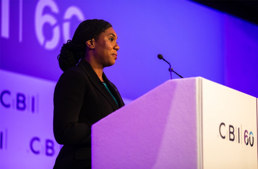 Surgical face mask vs respiratory-Image Via-Kemi