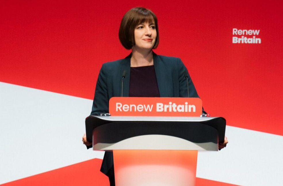 UK screen time guidance-Image Via-X-Bridget