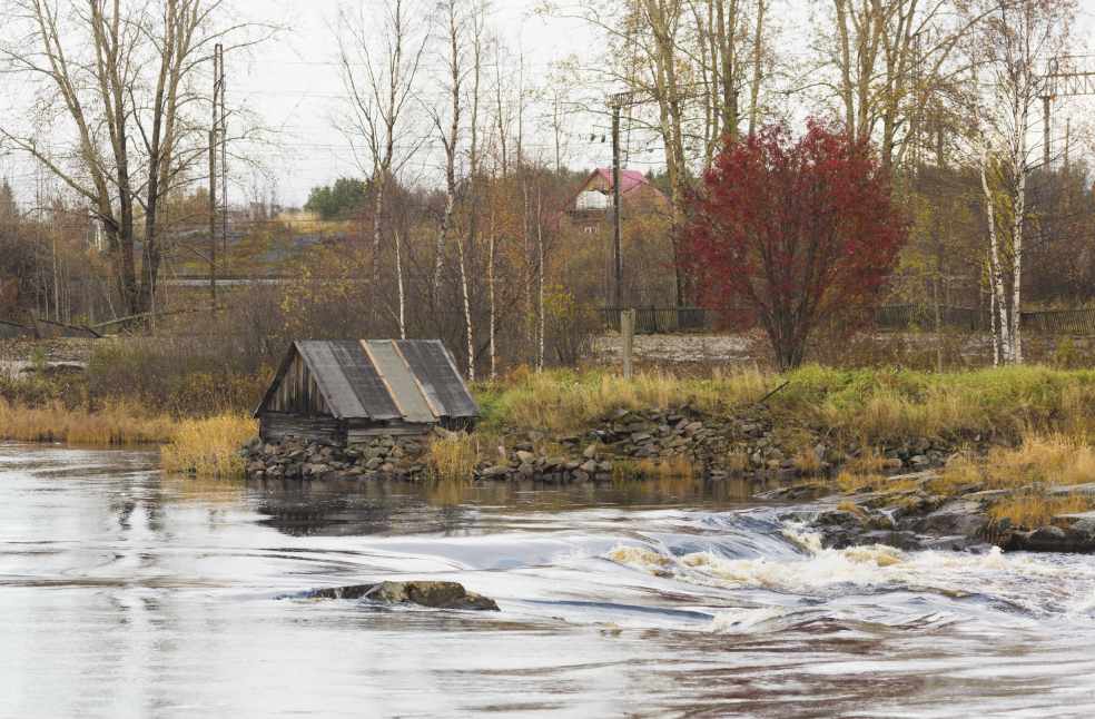 Beautiful shot of the city at the shore of the White Sea 