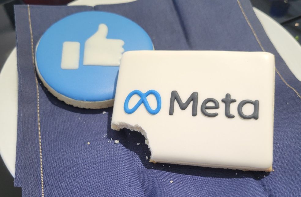 social media addiction