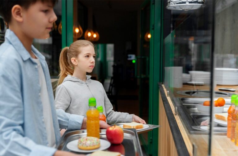 England tightens school meals to improve child health