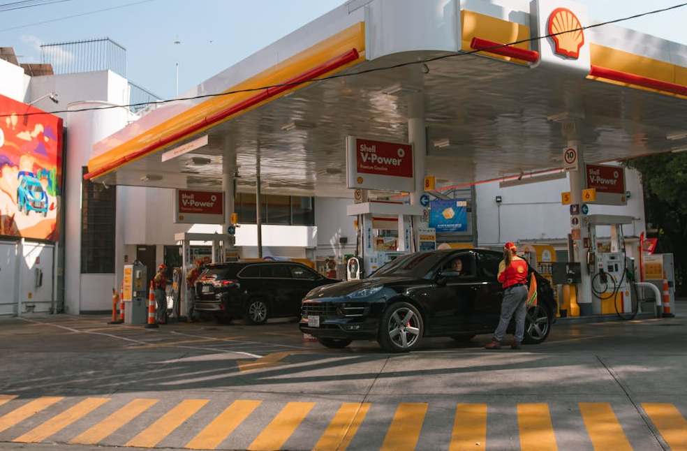 Vehicles in the Gasoline Station