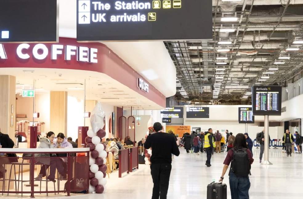 airport delays UK