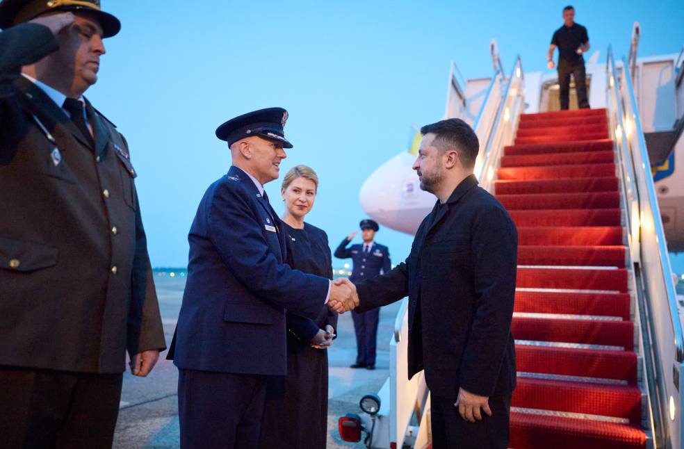 Trump and Zelenskyy hold crucial talks as Russia sanctions loom